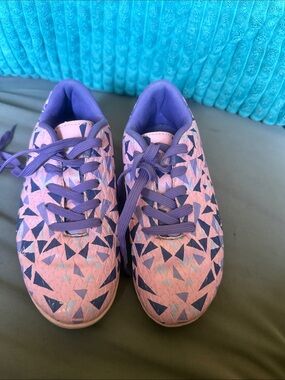 Kids Pink and Purple Patterned Sneakers - Lightweight soccer shoes.